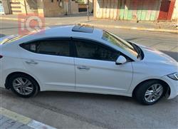 هیۆندای ئەلەنترا